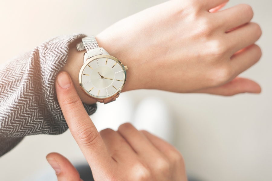 Jak dbać o zegarek, by służył przez lata?